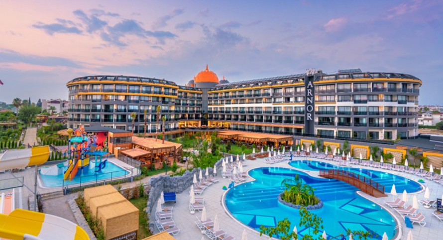Arnor Deluxe Hotel & Spa Side